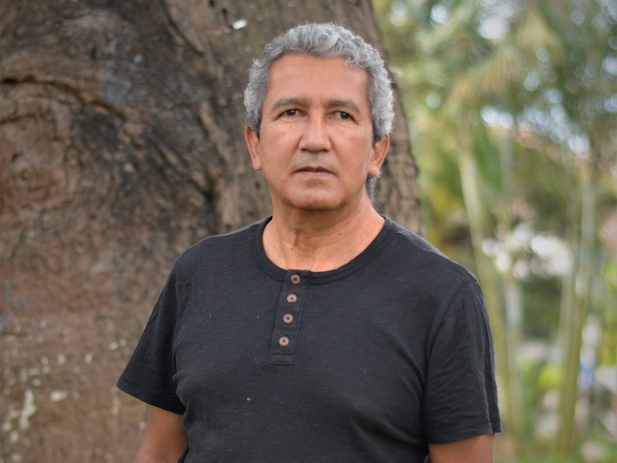 Poesía colombiana actual: Álvaro&nbsp;Marín