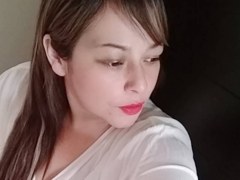 Canto a mis manos y otros poemas de Yelenia&nbsp;Cuervo