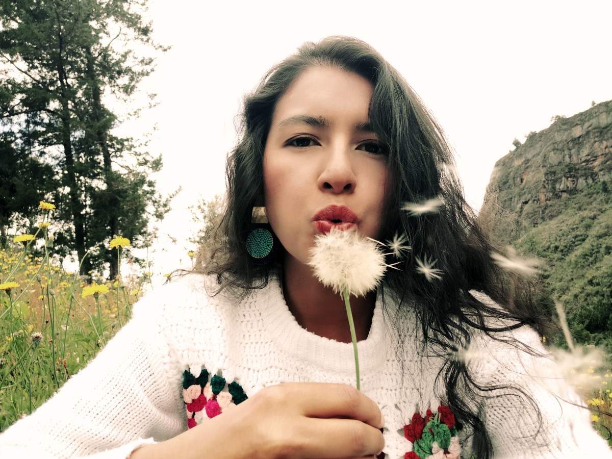 Poesía colombiana actual: Estefania Almonacid&nbsp;Velosa