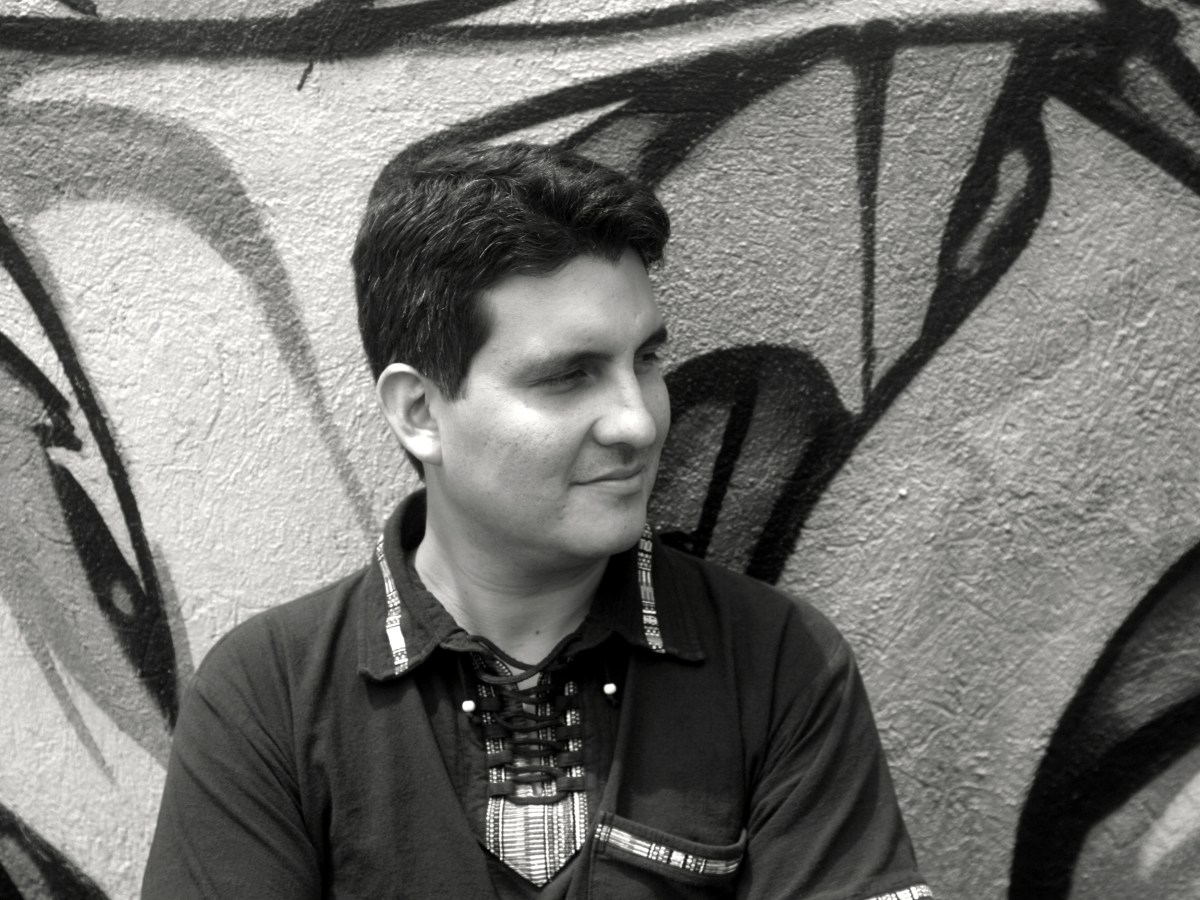 Muestra poética de Dennis&nbsp;Ávila